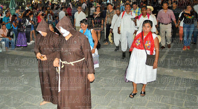 “Caminando entre Vivos y Muertos” caminando-entre-vivos-y-muertos