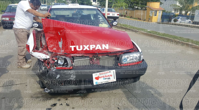 Choque deja elevados daños materiales choque-deja-elevados-danos-materiales