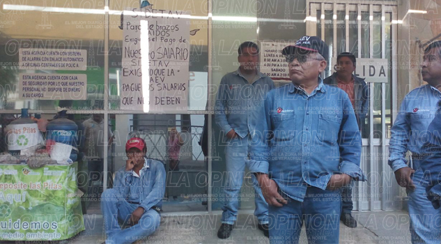 empleados-del-sidetav-tambien-exigen-pagos