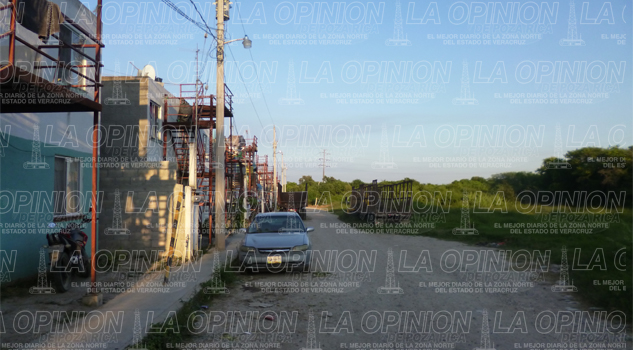 Golpea salvajemente a su esposa golpea-salvajemente-a-su-esposa