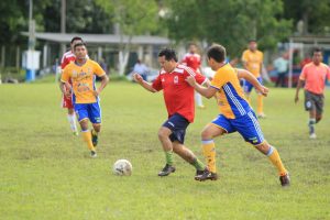 SE ESTA JUGANDO LA TERCERA FECHA DE BARRIOS "SOMOS FUTBOLEROS" img-20161105-wa0018