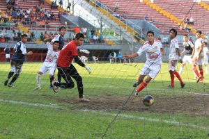 SE ESTA JUGANDO LA TERCERA FECHA DE BARRIOS "SOMOS FUTBOLEROS" img-20161105-wa0021