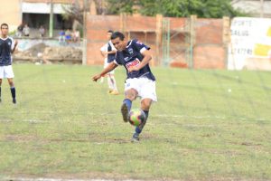 SE ESTA JUGANDO LA TERCERA FECHA DE BARRIOS "SOMOS FUTBOLEROS" img-20161105-wa0022