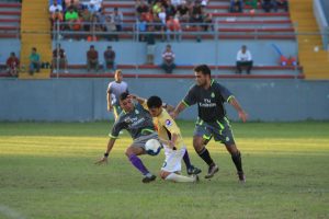 SE ESTA JUGANDO LA TERCERA FECHA DE BARRIOS "SOMOS FUTBOLEROS" img-20161105-wa0025