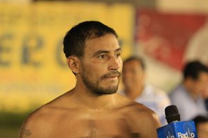 La Opinión Radio PRESENTE en el Futbol de los BARRIOS 2016. img_0371