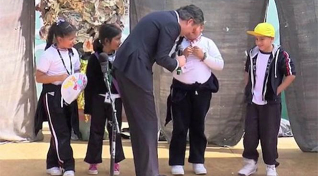 No se dice ‘ler’; se dice ‘leer'”