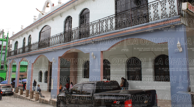 Paran labores en el Ayuntamiento de Tantoyuca paran-labores-en-el-ayuntamiento-de-tantoyuca