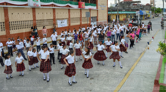 Peligran escuelas por baja matrícula peligran-escuelas-por-baja-matricula