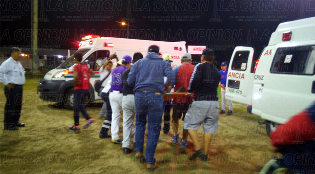 Muere tras juego de softbol Muere tras juego de softbol