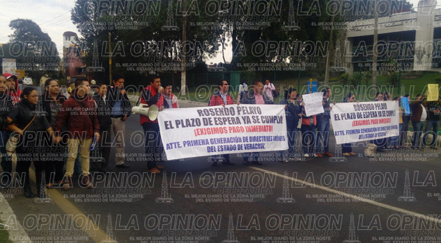 Sitiada la Secretaría de Educación de Veracruz sitiada-la-secretaria-de-educacion-de-veracruz