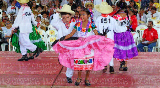 tuxpan-rescata-y-vive-el-huapango