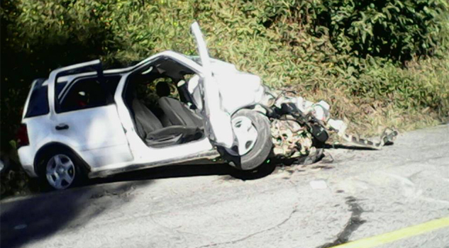 Un muerto y tres lesionados en choque un-muerto-y-tres-lesionados-en-choque