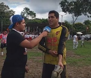 La Opinión Radio PRESENTE en el Futbol de los BARRIOS 2016. alex3