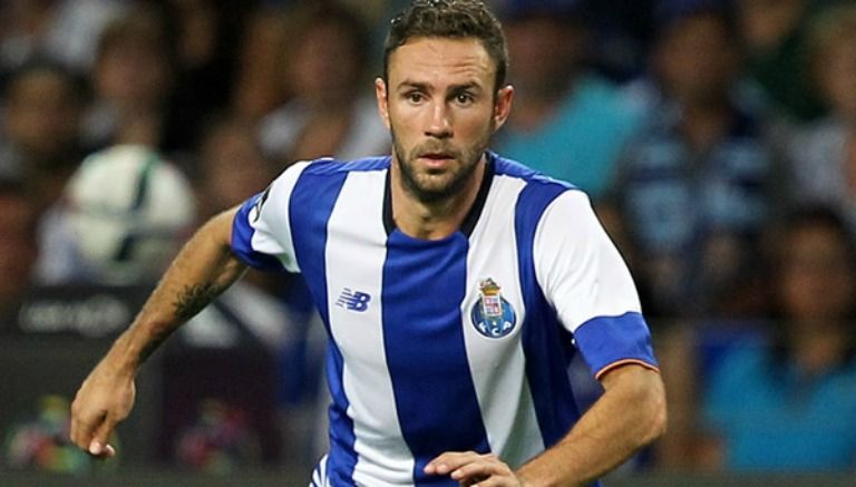 Layún falla penalti y Porto queda fuera de Copa Portuguesa