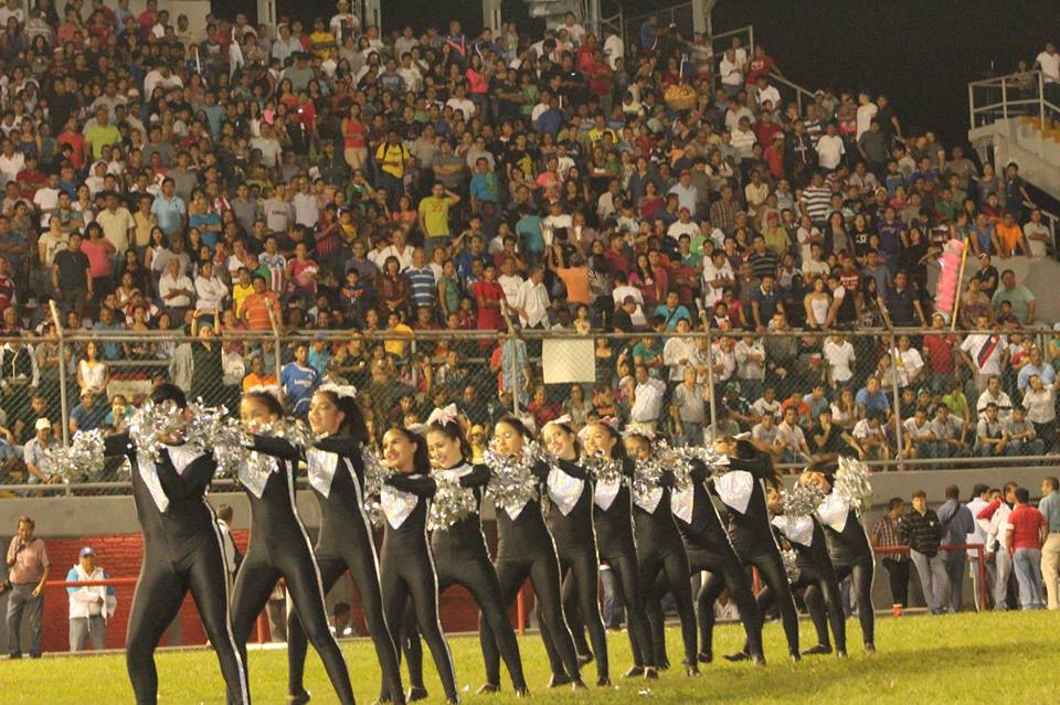 Stepp Dance PRESENTE en la fiesta futbolera