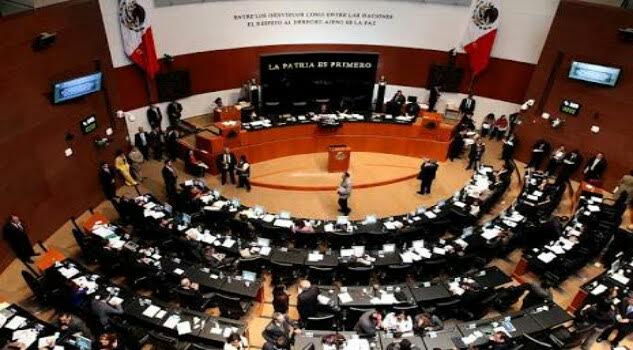 Trabajadores en el Senado se quedan sin aguinaldo