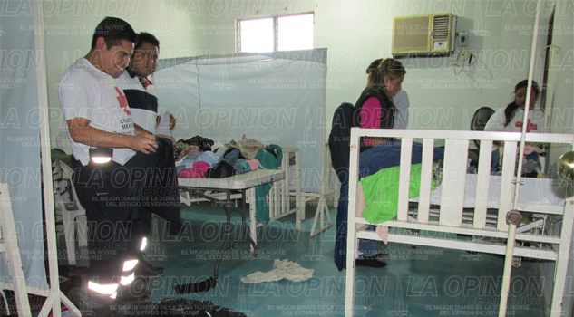 Continúa Cruz Roja colectando ropa invernal