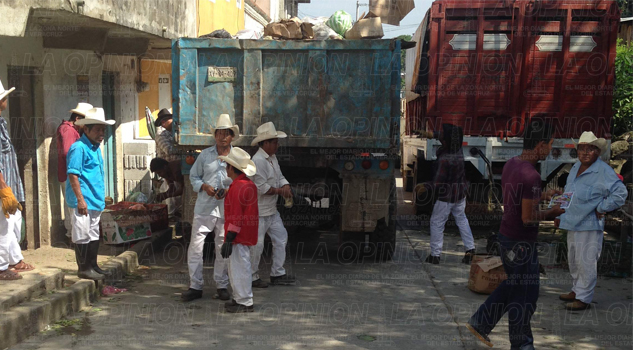 ¡Contra la besucona! Contra la besucona