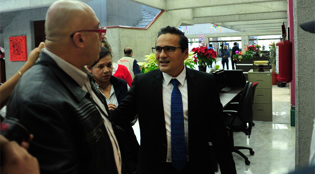 Desvían recursos en la Fiscalía General Desvían recursos en la Fiscalía General