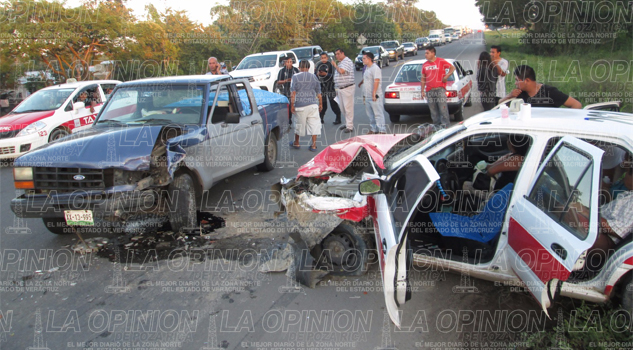 Dos lesionados en aparatoso accidente Dos lesionados en aparatoso accidente