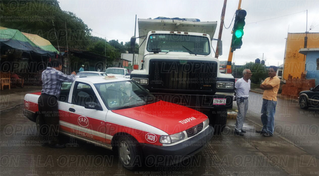 Embestido por un camión Embestido por un camión