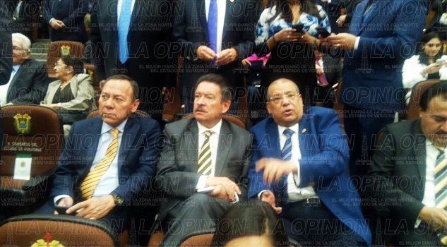 Ex dirigentes nacionales del PRD en espera de la toma de posesión de Yunes ex-dirigentes-nacionales-del-prd-en-espera-de-la-toma-de-posesion-de-yunes