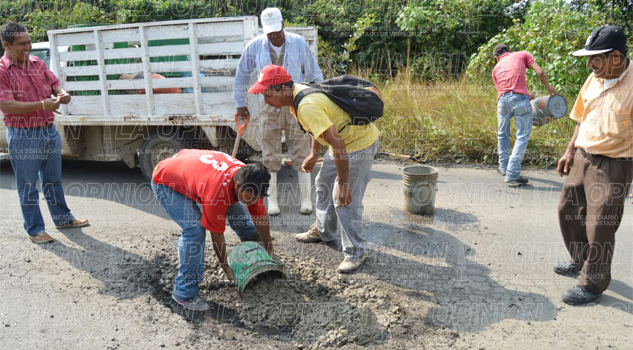 Falta de recursos en el estado sigue afectando carretera Falta de recursos en el estado sigue afectando carretera