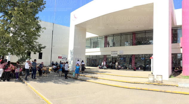 Hospital Regional sigue sin director Hospital Regional sigue sin director