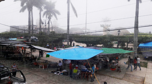 Plazas huastecas atraen a visitantes Plazas huastecas atraen a visitantes