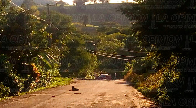 Enfrentamiento entre policías y secuestradores Policías Secuestradores Enfrentamiento