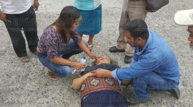 Taxista atropelló a su pasajera Taxista atropelló a su pasajera