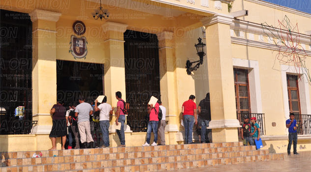 Violentan derechos humanos