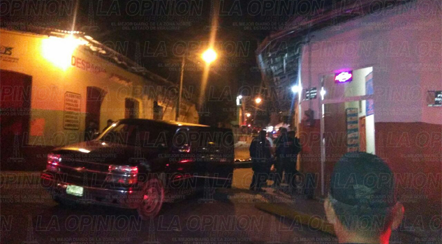 Acribillan a tres en un bar
