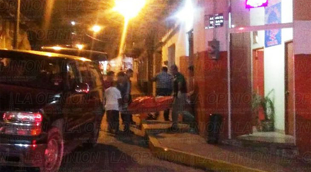 Acribillan a tres en un bar