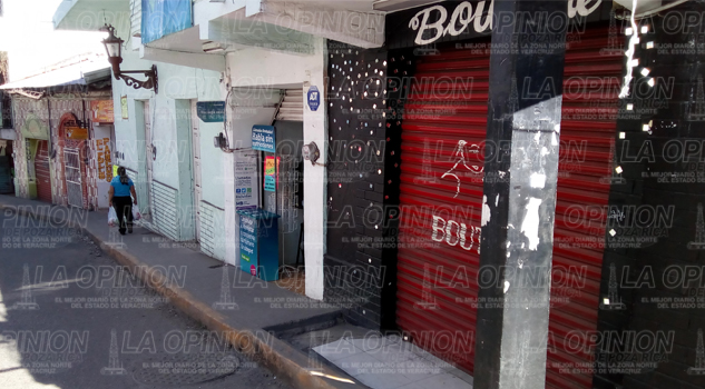 Cierran negocios en Papantla Cierran negocios en Papantla