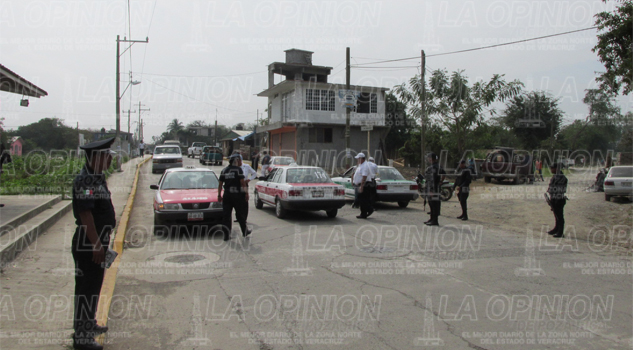 Detectan anomalías en servicio de taxis Detectan anomalías en servicio de taxis