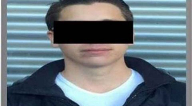 España entrega a integrante de 'los Porkys' España entrega a integrante de 'los Porkys'