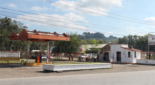 Gaseras y gasolineras siguen emplazadas Gaseras y gasolineras siguen emplazadas