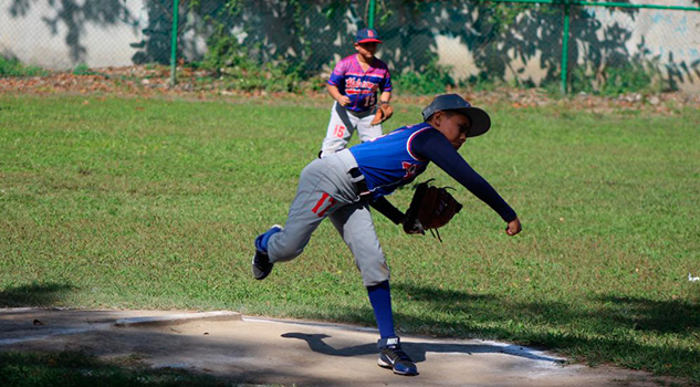 Halcones inicia con el pie derecho Halcones Beisbol