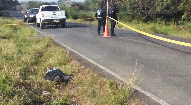 Hallan cadáver cerca del entronque a la Tuxpan - Tampico