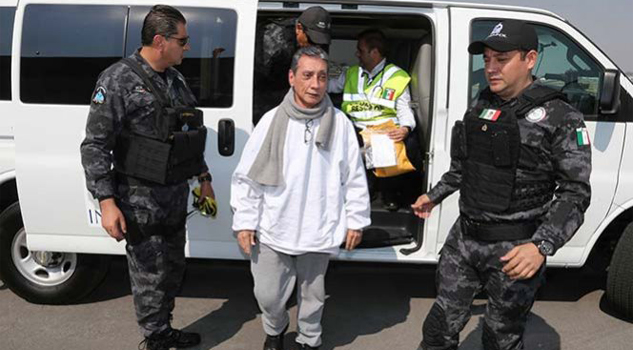 Mario Villanueva ingresa a penal federal en Morelos Mario Villanueva ingresa a penal federal en Morelos