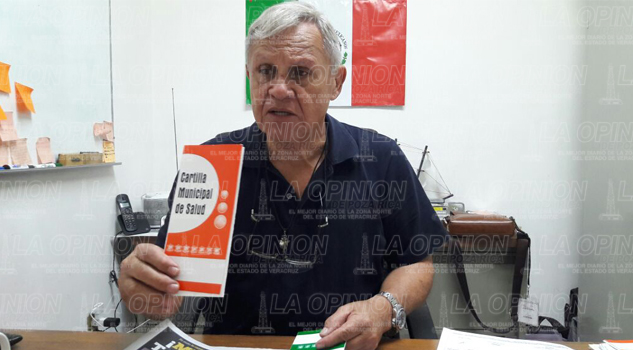 Se oponen a sacar carnet de salud Se oponen a sacar carnet de salud