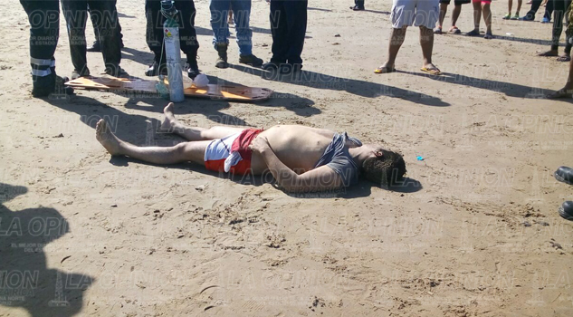Turista muere ahogado en la playa Turista muere ahogado en la playa