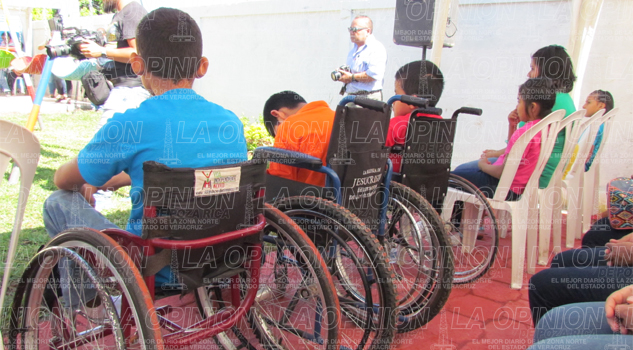 Abandonan a sus hijos Abandonan a sus hijos