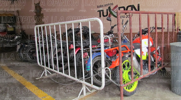 Anarquía entre motociclistas Anarquía entre motociclistas