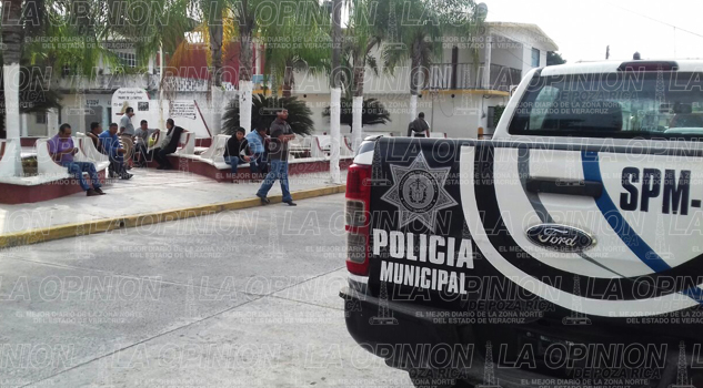 Buscan reactivar la Policía Municipal en Tamiahua Buscan reactivar la Policía Municipal en Tamiahua