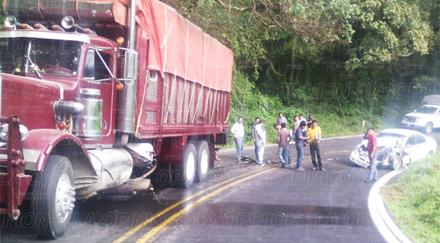 Cierran la carretera federal Cierran la carretera federal