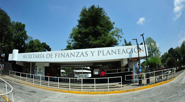 Denuncian a 14 exfuncionarios Denuncian a 14 exfuncionarios