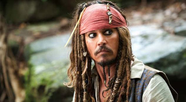 Depp se sumerge entre mares de demandas Depp se sumerge entre mares de demandas