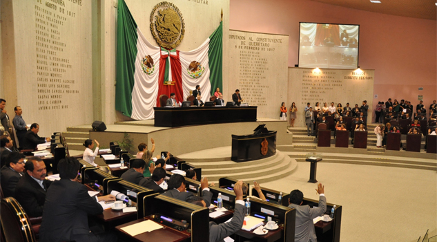 Diputados locales derrochan recursos Diputados locales derrochan recursos